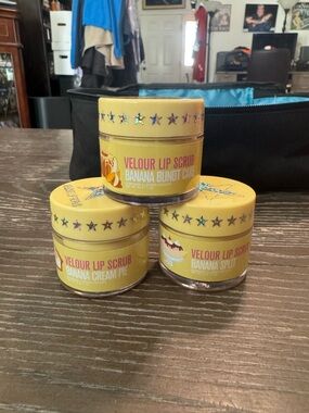 Jeffree Star Banana Lip Scrub Trio